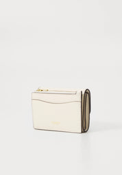 Coach Essential Card Holder Wallet