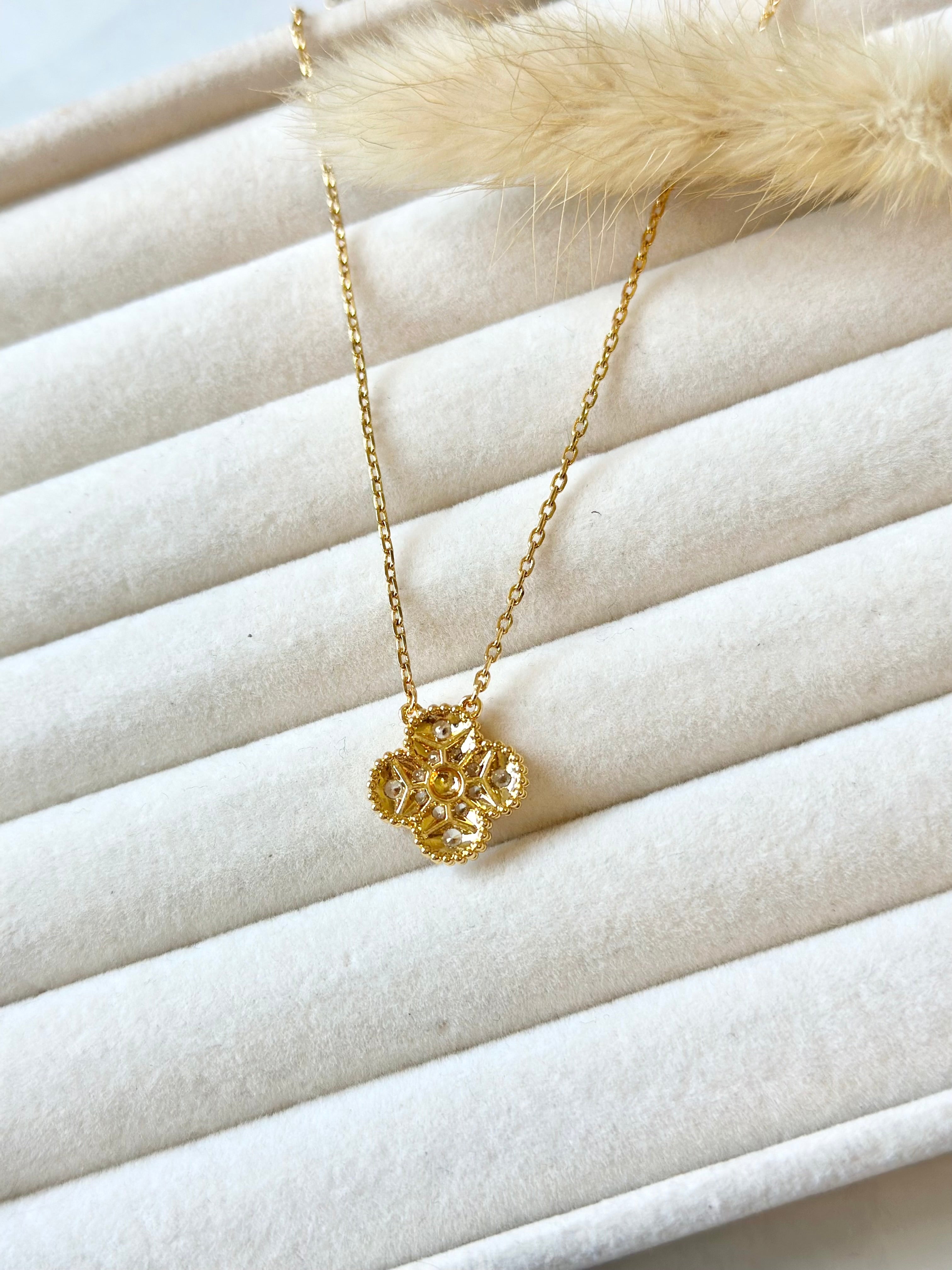 Collar Van Cleef Alhambra vintage 1 trébol