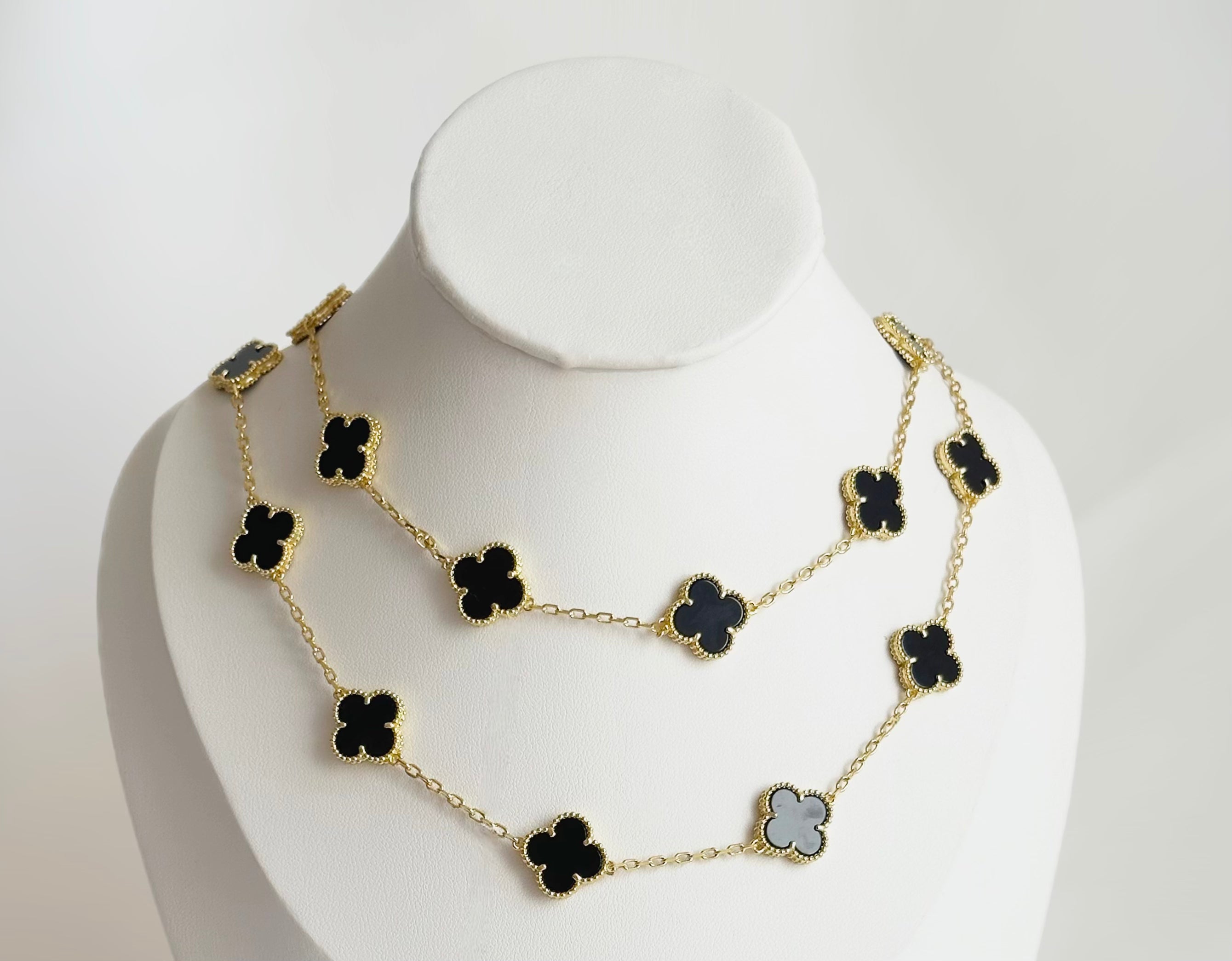 Collar Alhambra vintage 20 Tréboles Negros