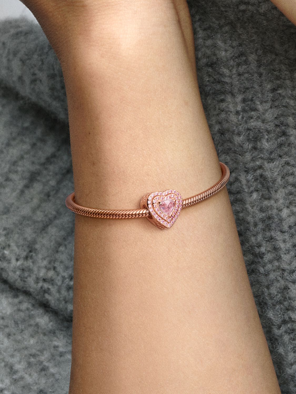 Charm Rose Gold Corazón Nivelado Brillante