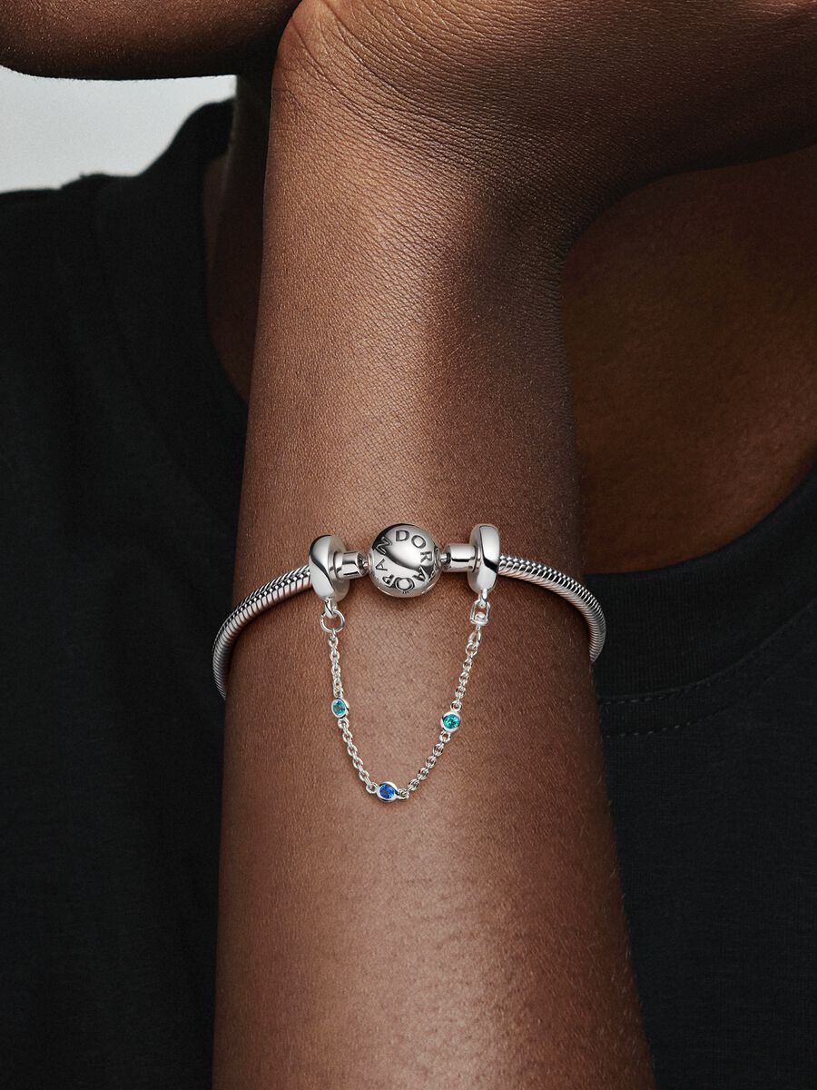 Cadena de Seguridad Tres Gemas Azules