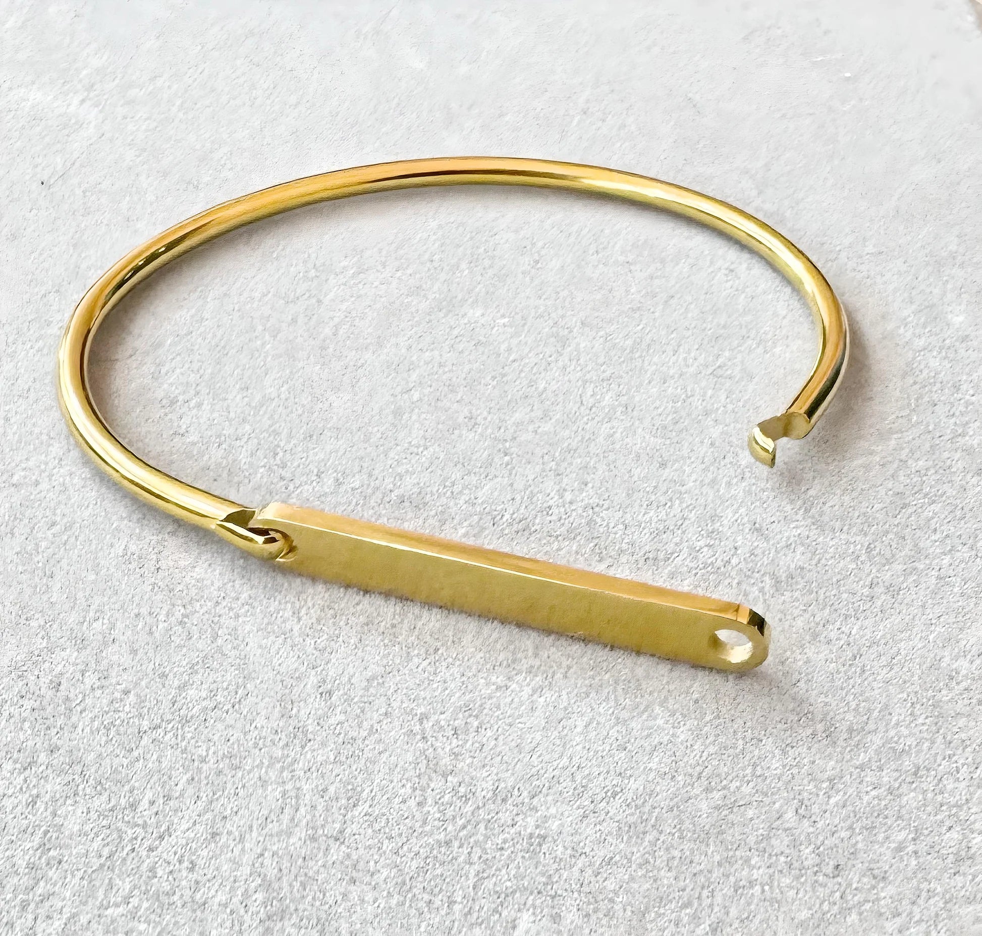 Pulsera Rígida Grabable en Acero Inoxidable