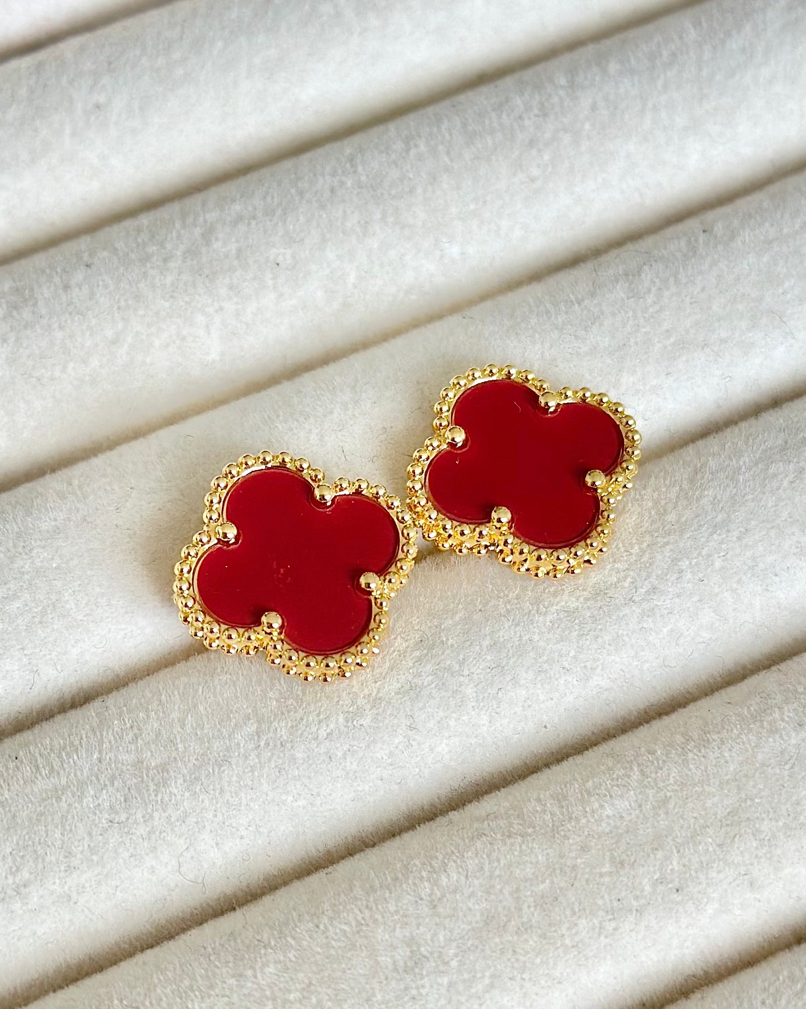 Pendientes Van Cleef trébol Alhambra Vintage Rojo