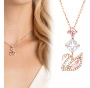 Collar Swarovski Cisne Chapado en Oro Rosado