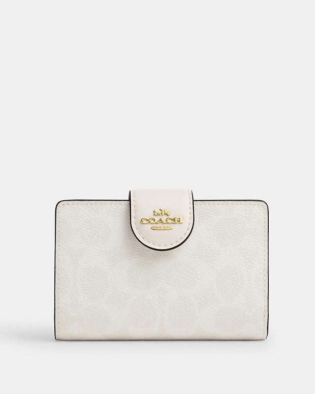 Coach Mila Small Flap Wallet – Signature Canvas  Blanca