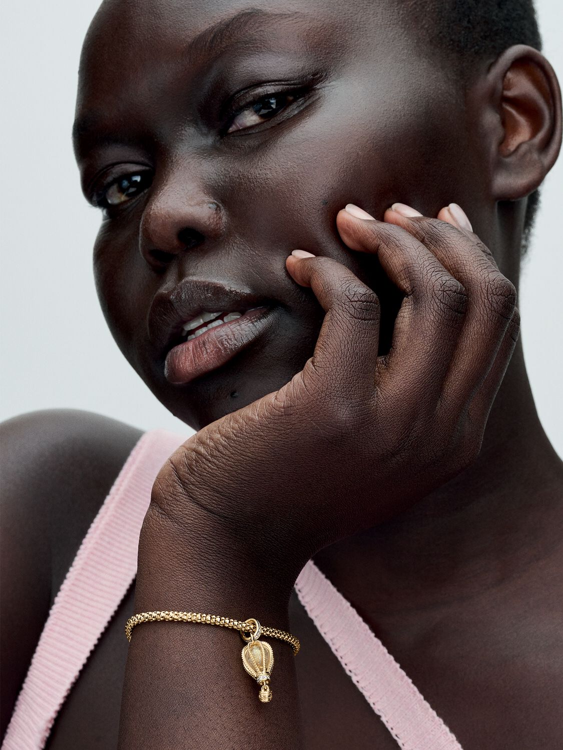 Charm Dorado Colgante Globo Aerostático Transparente