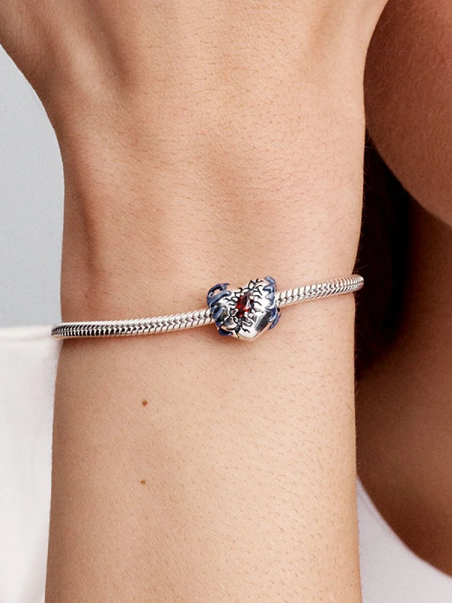 Charm de Corazón que Brilla en la Oscuridad de Stranger Things